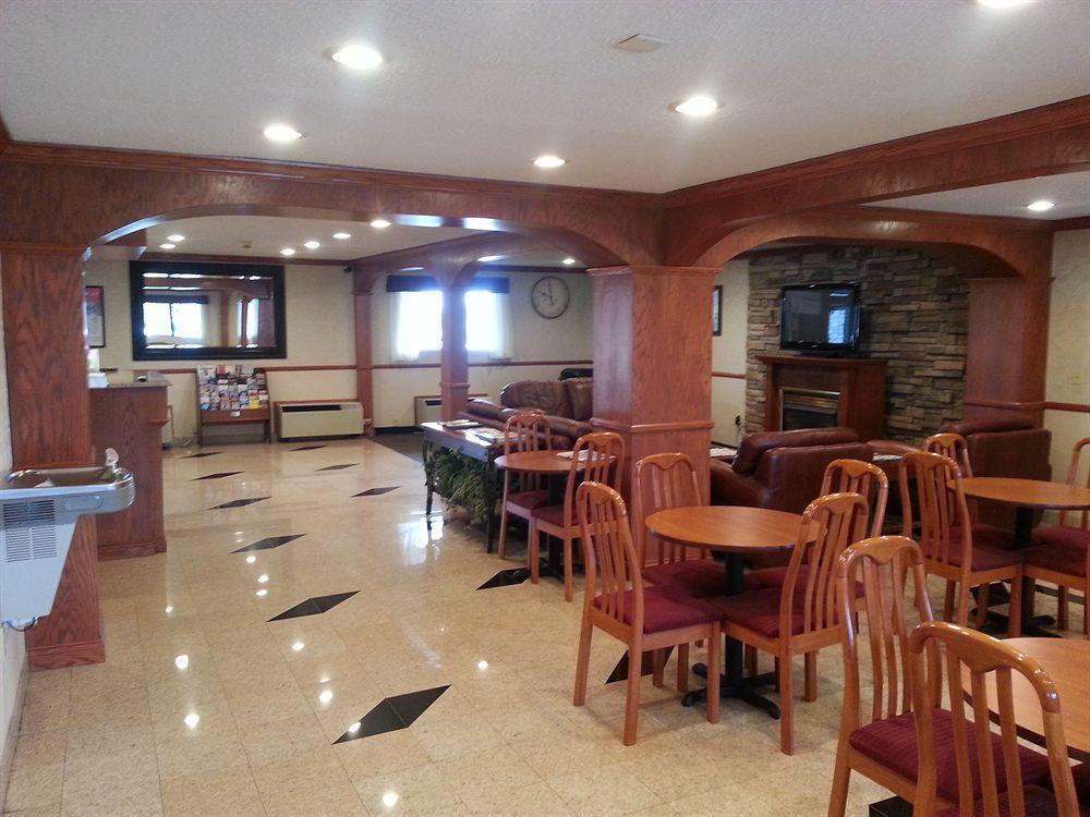 Days Inn & Suites By Wyndham Monroe Zewnętrze zdjęcie